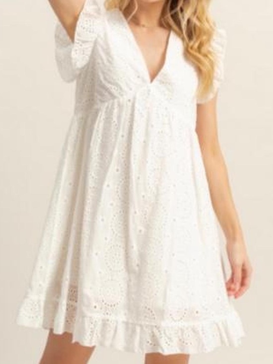 HYFVE Dresses & Skirts - HYFVE Cream Eyelet V-Neck Ruffle Sleeve Tunic Top